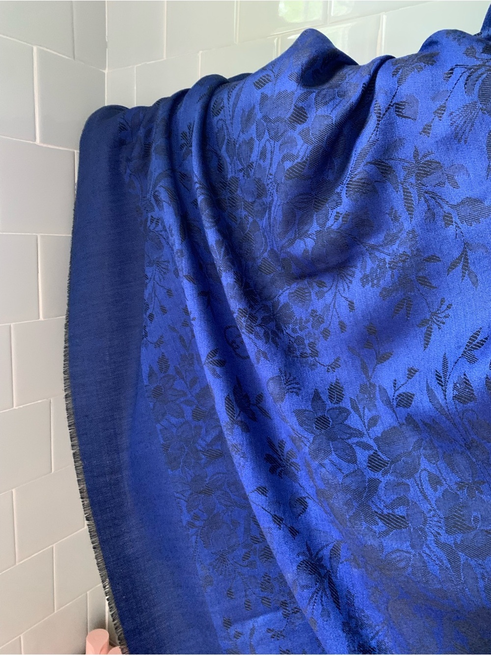 GUCCI WRAP SCARF WOOL SILK ROYAL BLUE  60” SQUARE
